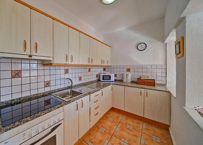 Canuta Baja-1 By Interhome